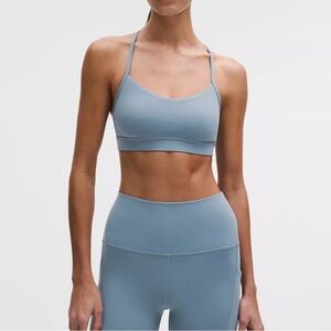 Lululemon Flow Y Bra Nulu
Light Support size 6 runs small